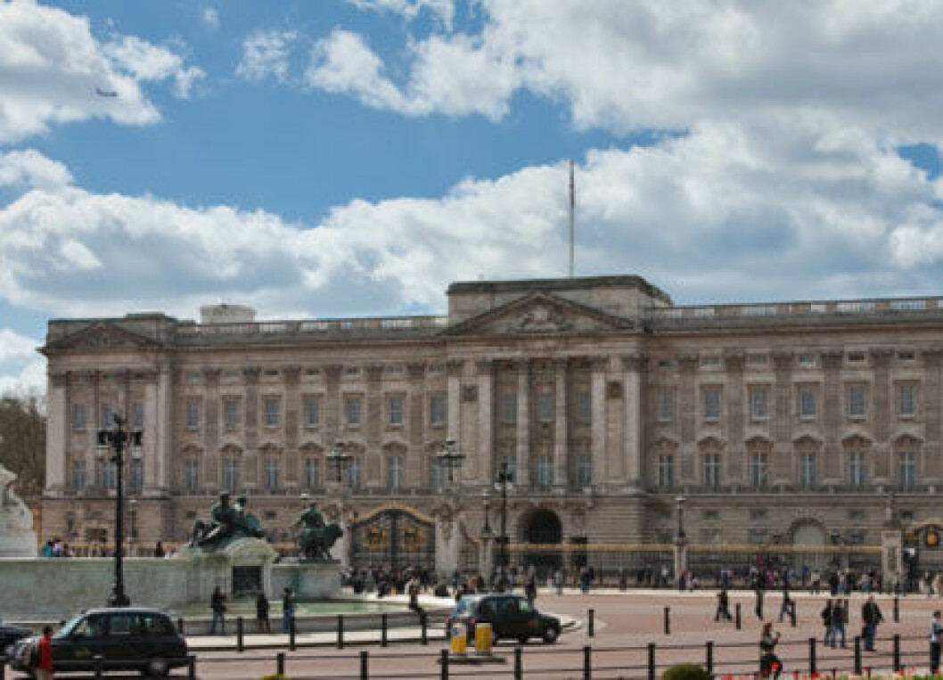Buckingham-palace-12