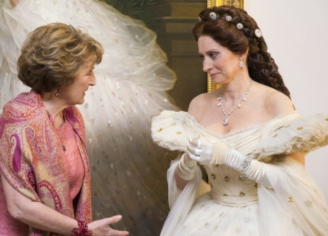 Princess Margriet opens exhibition Sisi at Palace het Loo