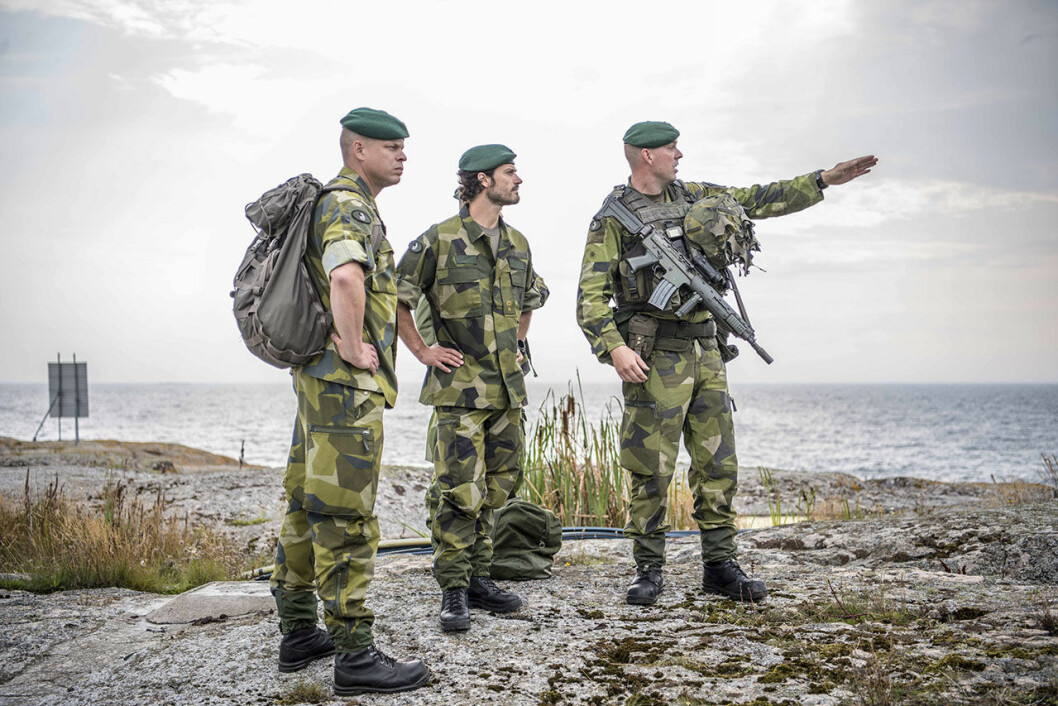 År 2014 befordrades prins Carl Philip till major. År 2014 befordrades prins Carl Philip till major.
