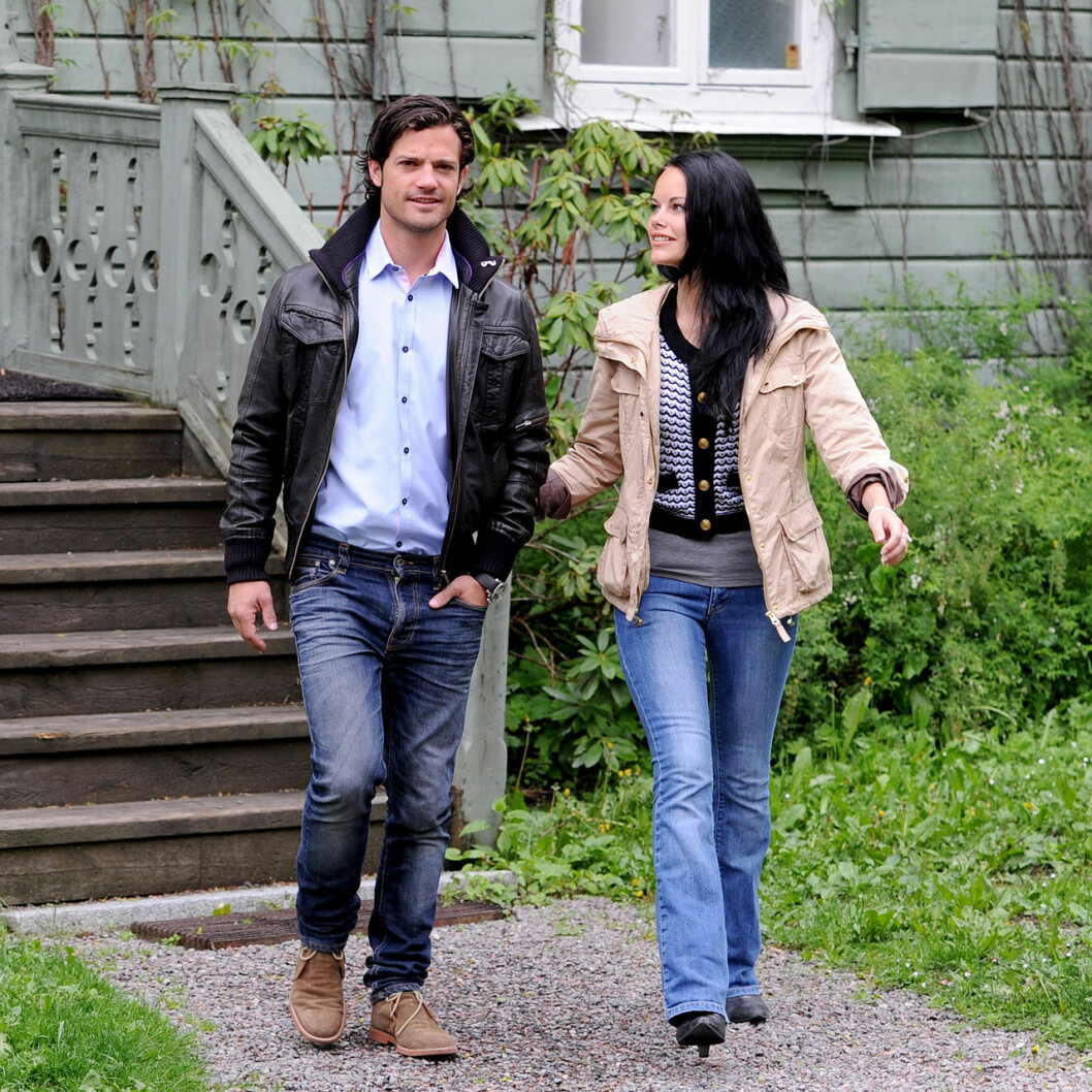 En relation det stormat om: Sofia Hellqvist med prins Carl Philip 2011. Sofia Hellqvist med prins Carl Philip 2011.