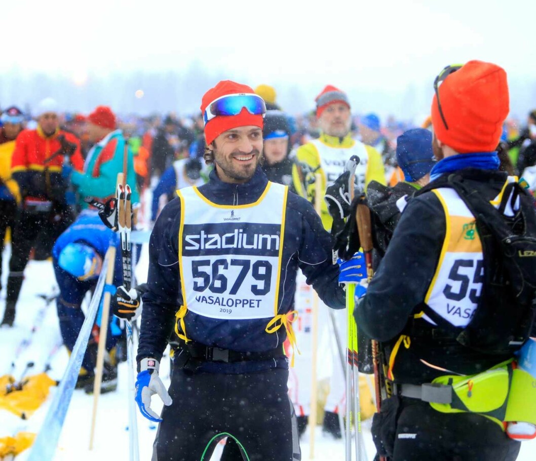 Prins Carl Philip var laddad inför de nio milen mellan Sälen och Mora. Prins Carl Philip kör Vasaloppet 2019.
