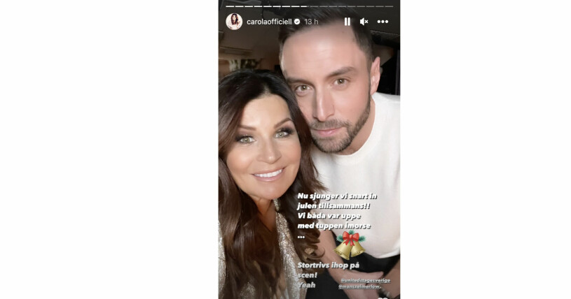 Carola Häggkvist är så glad över sin nya vän! Artisterna Carola Häggkvist och Måns Zelmerlöw tar bild tillsammans inför den gemensamma julshowen Grand X-mas show