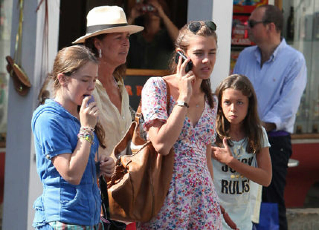 caroline-alexandra-ao