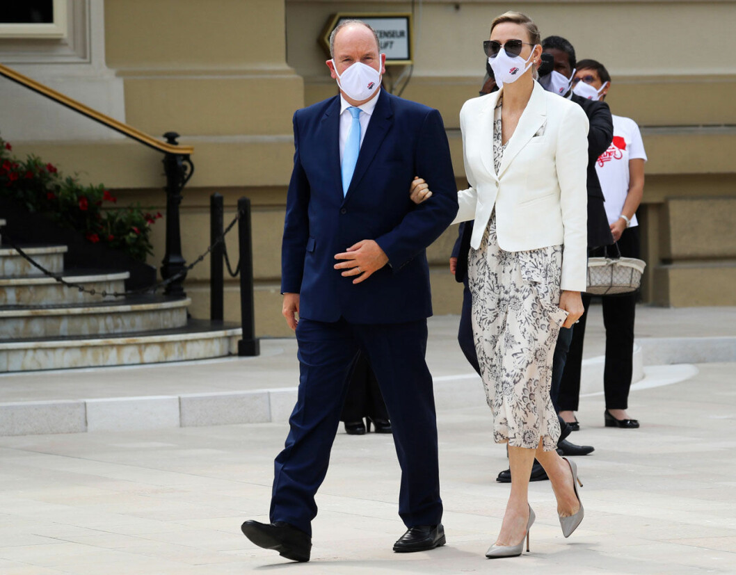 Charlene och Albert i Monte Carlo i dag. Charlene och Albert i Monte Carlo