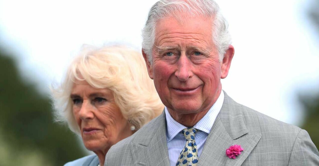 Camilla har klarat sig från smittan – hittills. prins Charles och Camilla