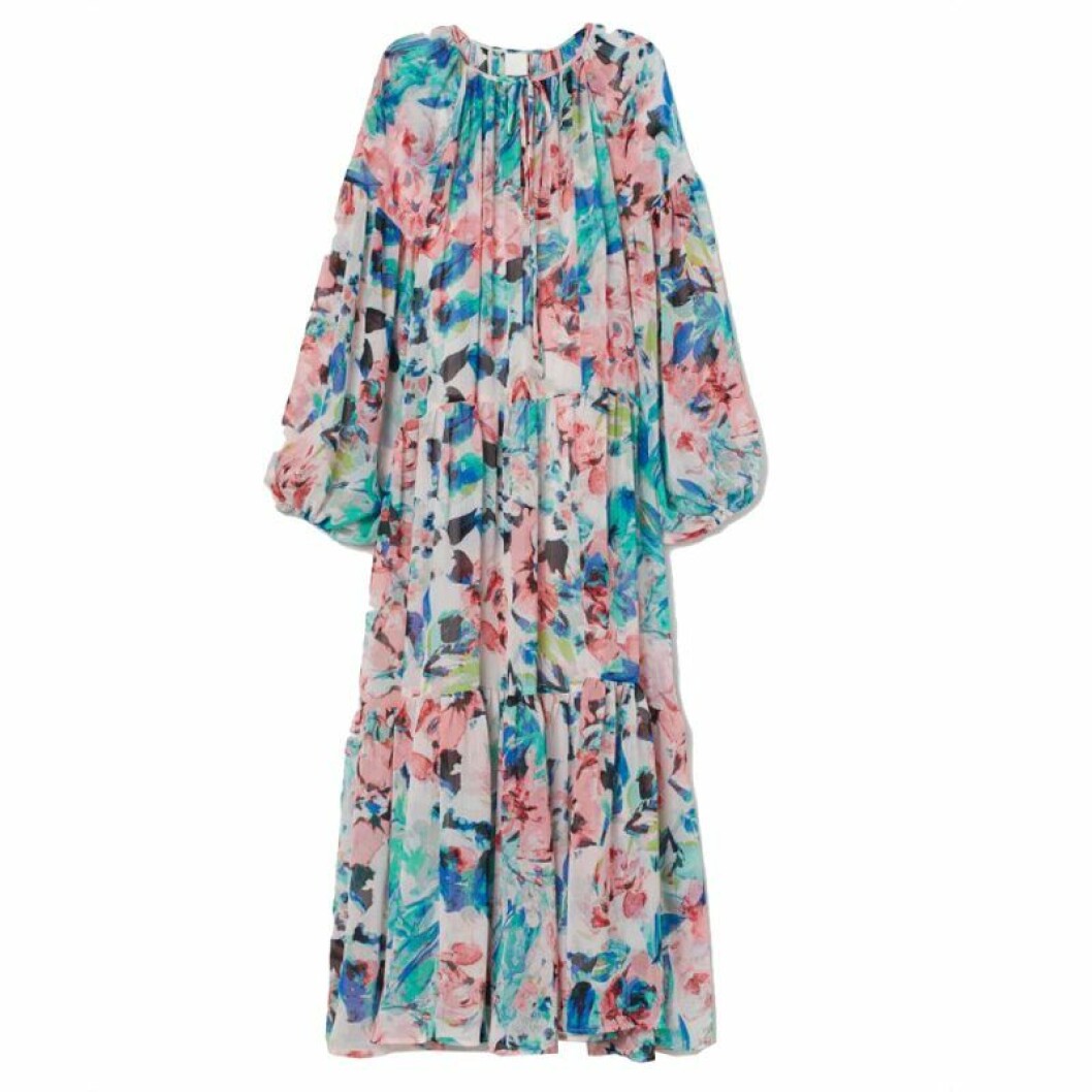 Blommig chiffongklänning från H&M