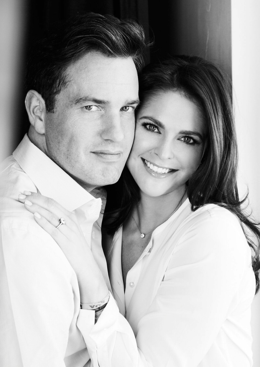 Visst får man lite Vogue-vibbar av prinsessan Madeleines förlovningsbild? Prinsessan Madeleines förlovningsbild, tagen av modefotografen Patrick Demarchelier.
