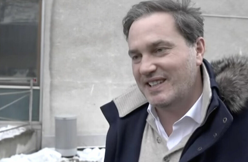 Chris O'Neill räds inte för att digga med till den svängiga musiken! Chris O'Neill