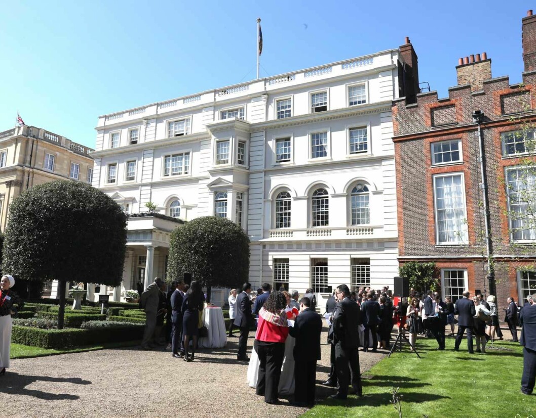 Garden party hemma hos Charles och Camilla i Clarence House. Garden party hemma hos Charles och Camilla i Clarence House.