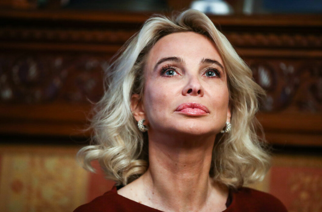 I utkanten av utredningen figurerar också tyska prinsessan Corinna zu Sayn-Wittgenstein (född Larsen) som i många år har pekats ut som ex-kung Juan Carlos älskarinna. Tyska prinsessan Corinna zu Sayn-Wittgenstein (född Larsen) i många år utpekad som exkung Juan Carlos älskarinna..