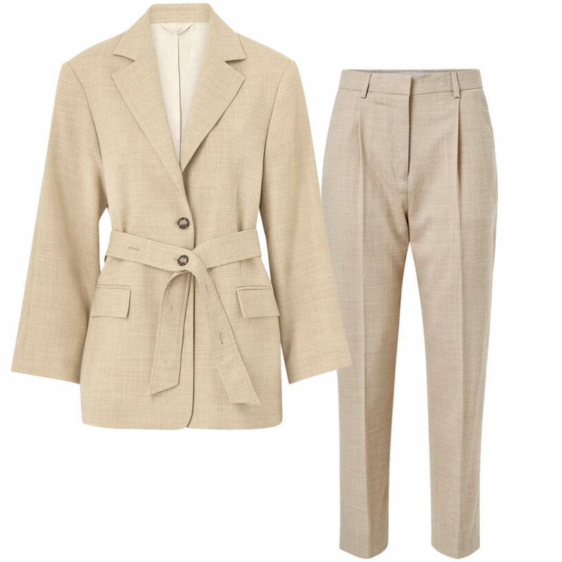 beige kostym