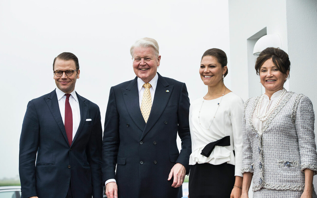 År 2014 träffade Victoria och Daniel Islands före detta presidentpar Olafur Ragnar Grimsson och hustrun Dorrit Moussaieff. victoria prins daniel island