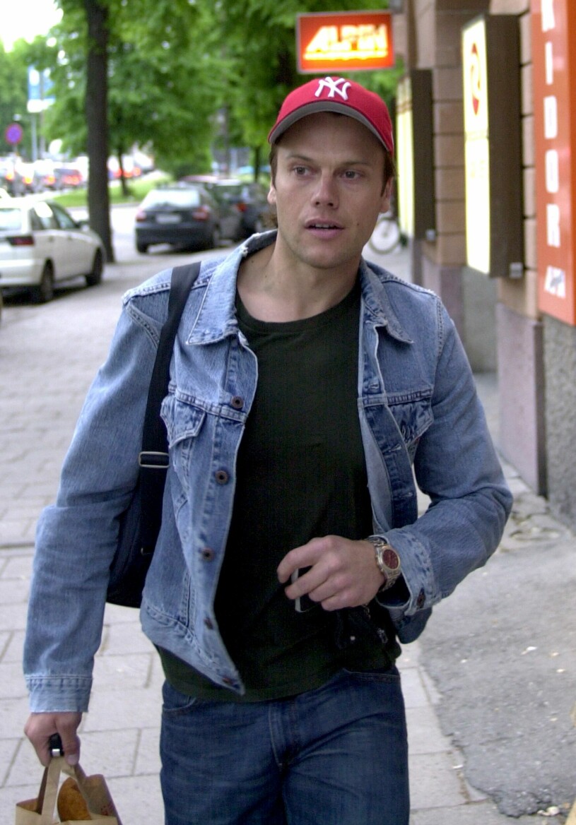 Daniel 2002. Såhär är vi inte vana vid att se prinsen!