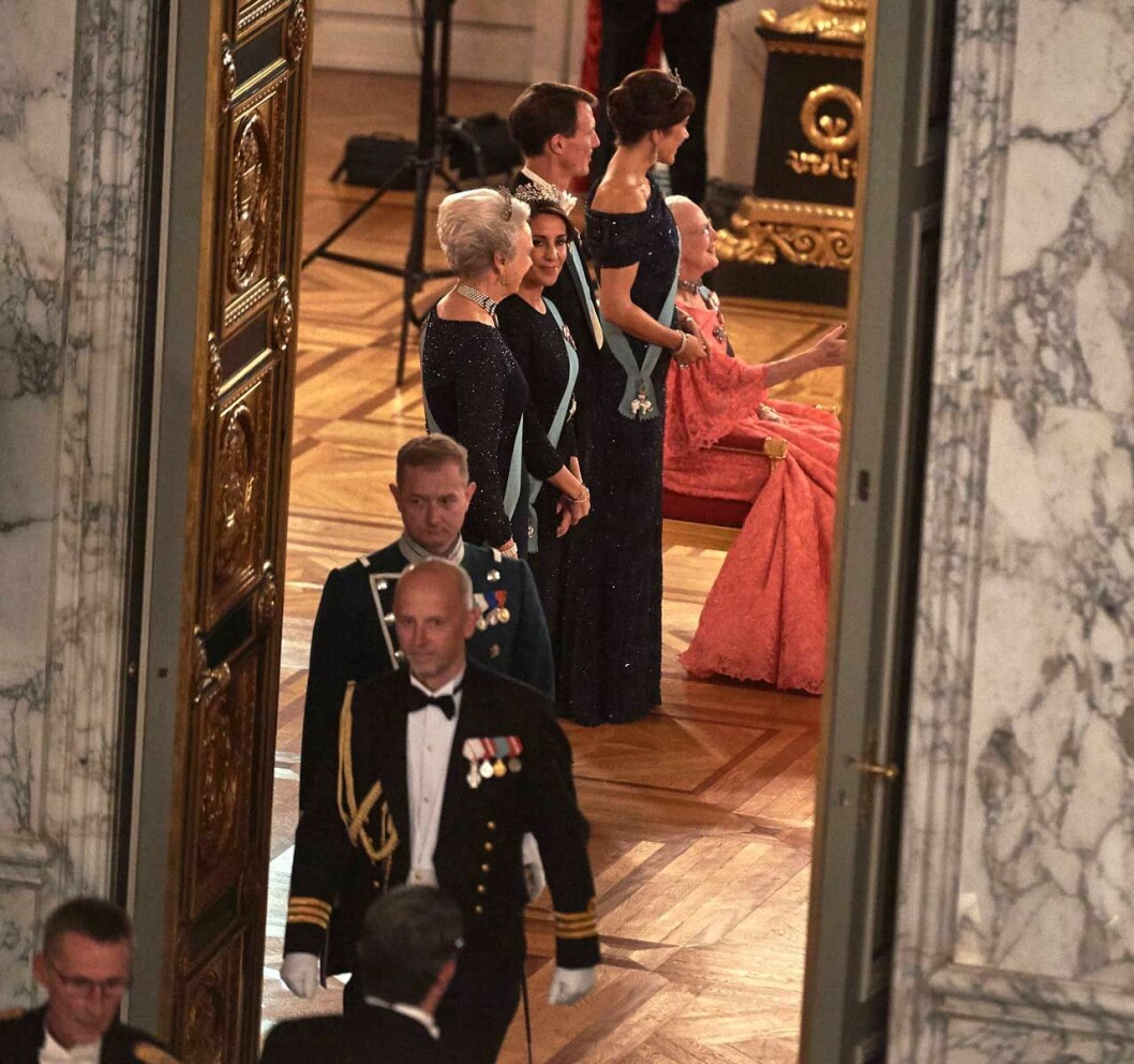 …denna kväll var ju även prinsessan Benedikte med och representerade kungafamiljen i Köpenhamn.