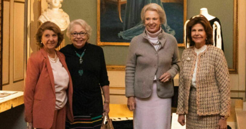 Kunglig släktträff på slottet! Prinsessan Desirée, prinsessan Christina, prinsessan Benedikte och drottning Silvia.