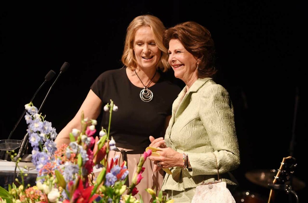 Prinsessan Désirée med drottning Silvia i München. Prinsessan Birgittas dotter prinsessan Désirée med drottning Silvia i München.