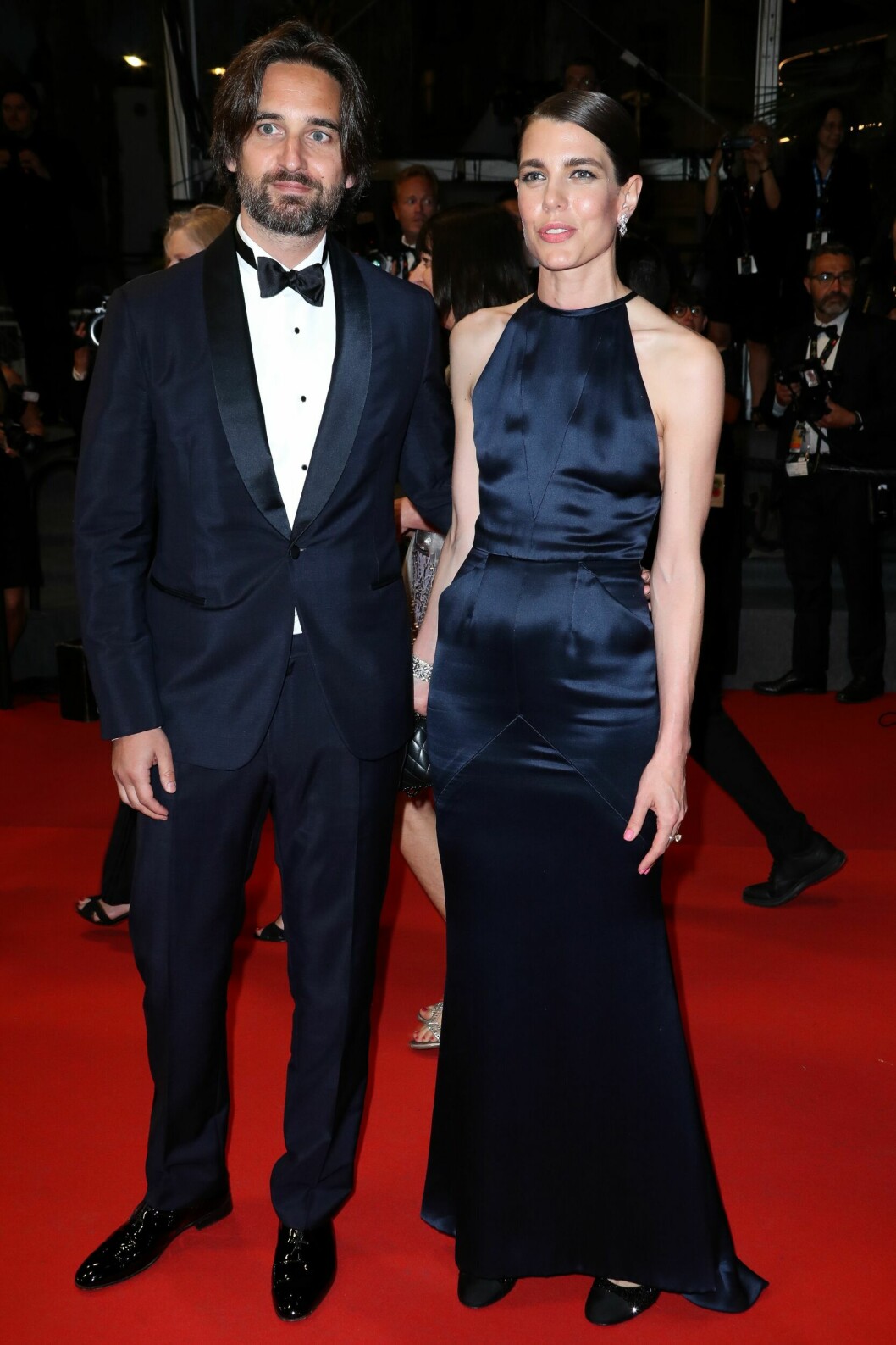 Ingen äktenskapskris i sikte för detta superpar! Charlotte Casiraghi och Dimitri Rassam på röda mattan