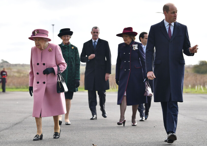 De brittiska corona-utsikterna är dystra – men drottning Elizabeth vill sprida hopp och framtidstro. Drottning Elizabeth och prins William