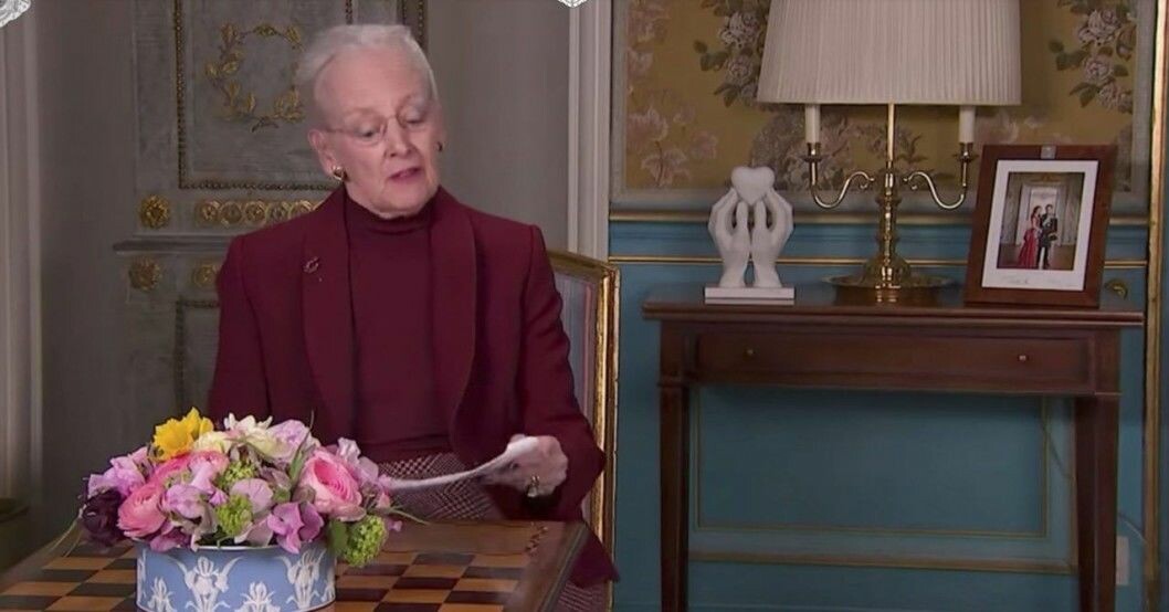 Att drottning Margrethe inte hade en inramad bild på prins Joachim och Marie gick inte obemärkt! Drottning Margrethe