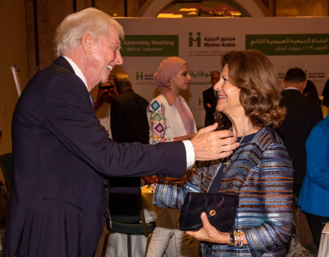 Drottning Silvia med Bertil Hult i Beirut. Drottning Silvia med Bertil Hult i Beirut.