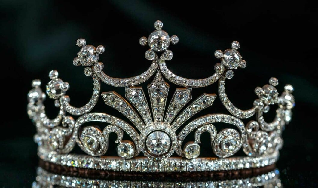 Drottning Sofias diadem. Foto: SVT. Drottning Sofias diadem