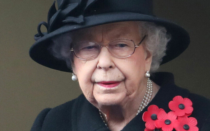 Man kan bara ana hur tungt drottning Elizabeth har det just nu. Drottning Elizabeth