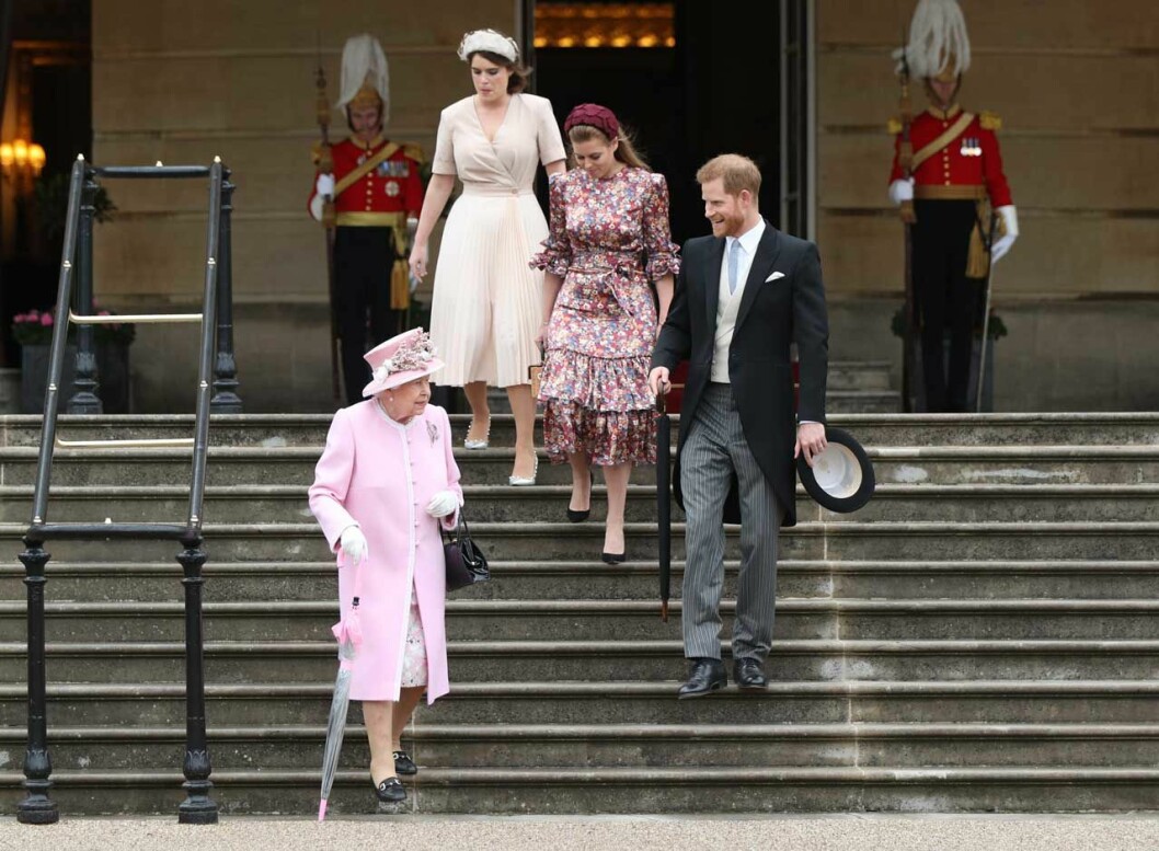 prins Harry och drottning Elizabeth