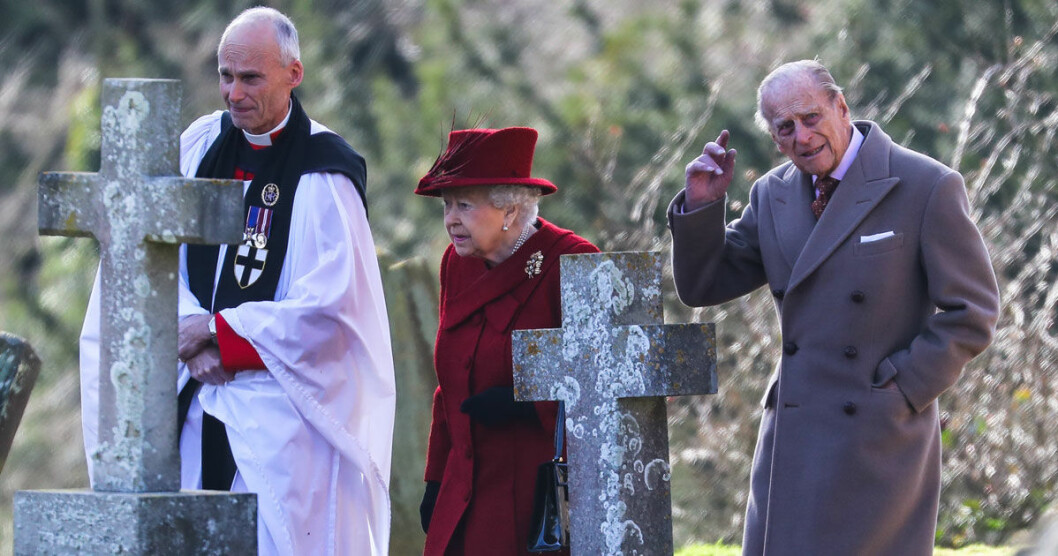 Drottning Elizabeth och prins Philip ses här på väg till en gudstjänst i februari.