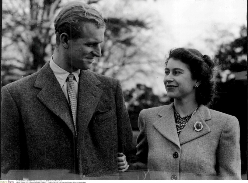 Elizabeth med sin älskade prins Philip. Prins Philip och drottning Elizabeth