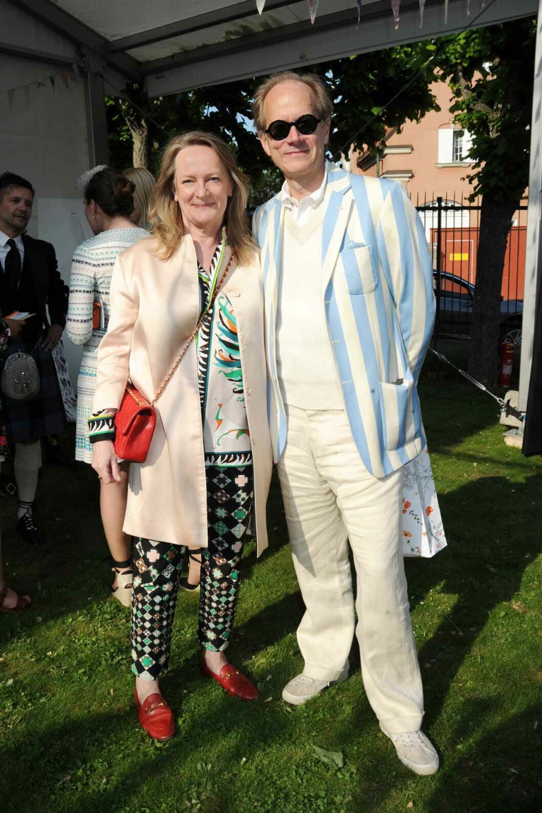 Susanna Popova Hakelius, författare och journalist, med Johan Hakelius, krönikör.