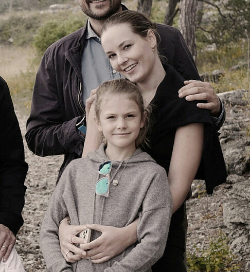 Två framtida drottningar: Prinsessan Ingrid Alexandra, 17, och prinsessan Estelle, 9. Prinsessan Ingrid Alexandra Prinsessan Estelle Privat semester Furillen