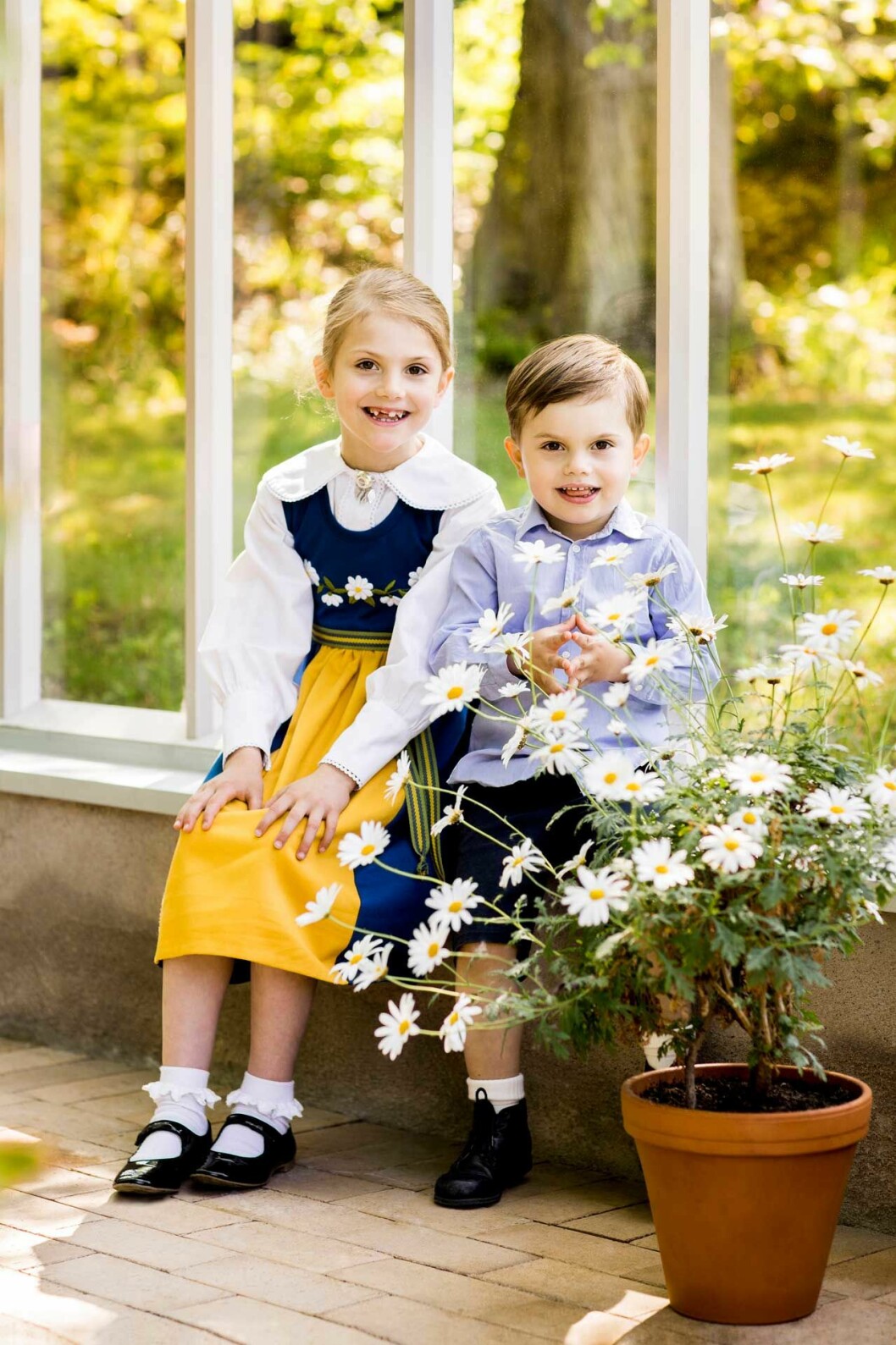 Minns ni den här nationaldagsbilden på Estelle och Oscar? Estelle och Oscar.