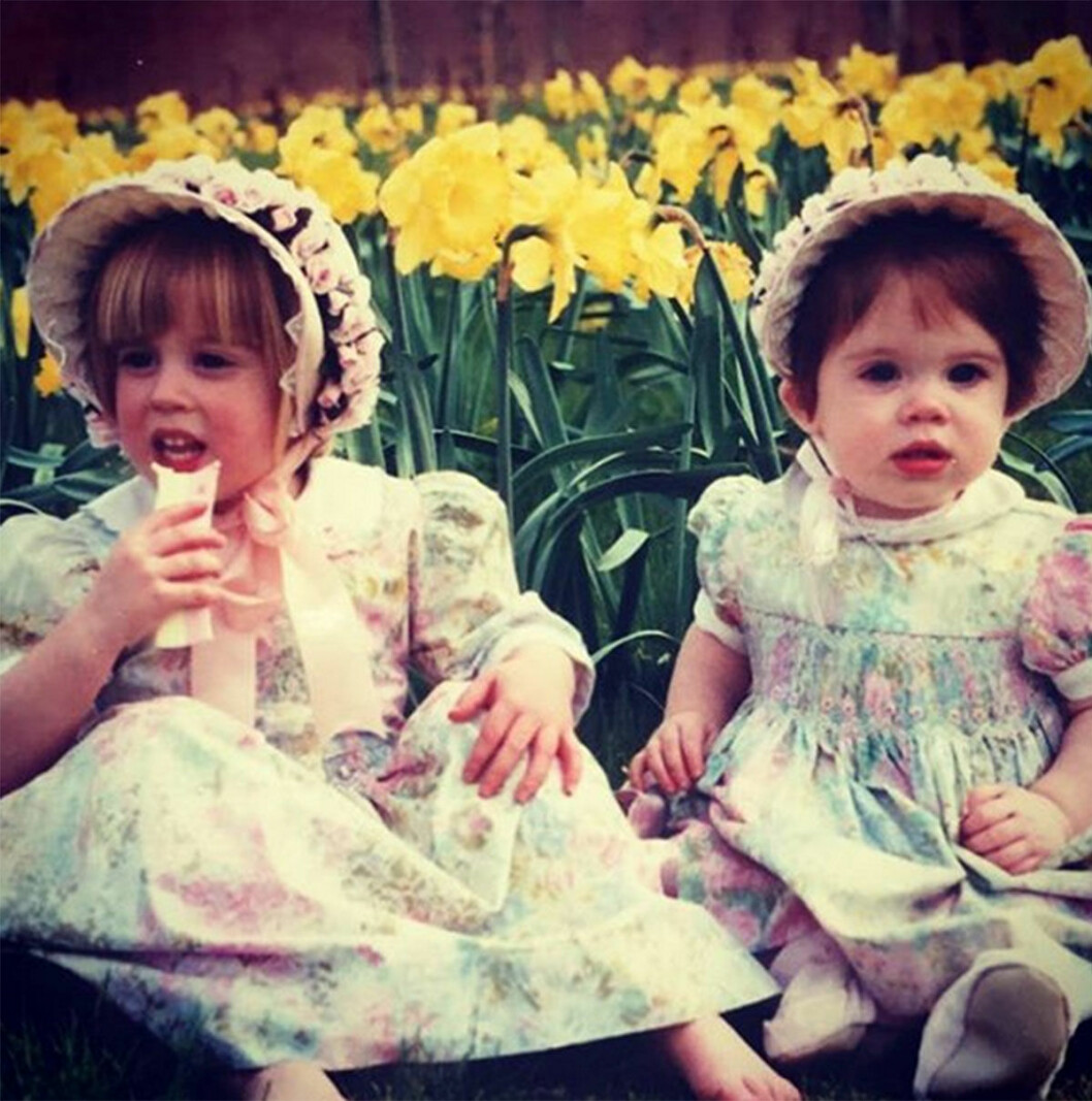 Prinsessorna Beatrice och Eugenie. 