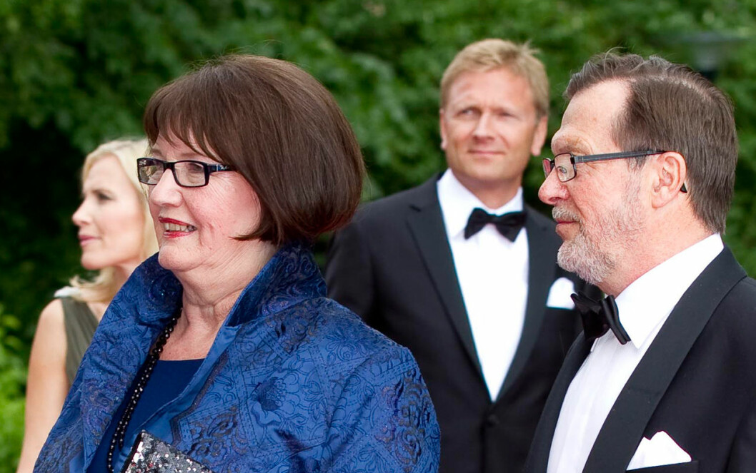 Tio år har gått sen Daniel blev prins och numera är Ewa, Olle, Anna och hennes man Mikael hemtama i de kungliga salongerna. Ewa Westling Anna Westling Olle Westling Mikael Söderström
