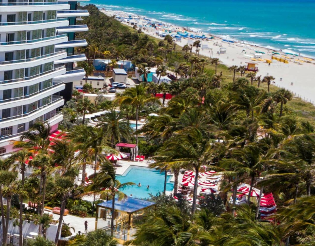 Poolområdet och beachen på Hotel Faena i Miami. Den privata klubben på Hotel Faena i Miami.