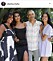 Michelle, Barack, Malia och Sasha Obama står uppradade för foto och håller om varandra.