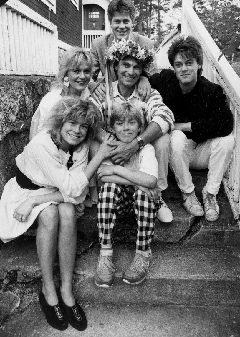 En bild från 1987 på Peter Wahlgren, Christina Schollin, Hans Wahlgren, Niclas Wahlgren, Pernilla Wahlgren och Linus Wahlgren