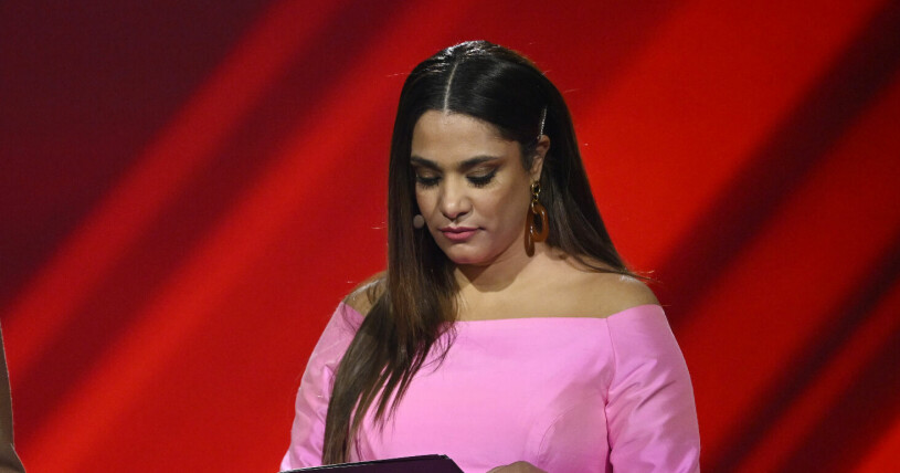 Farah Abadi satt nära de sjuka artisterna i green room Farah Abadi