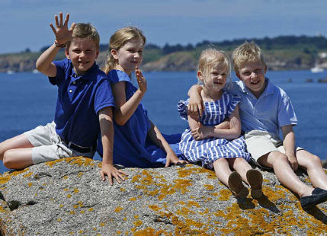 De fyra barnen prinsessan Elisabeth 11, prins Gabriel, 9, prins Emmanuel, 8, och prinsessan Eleonore, 5