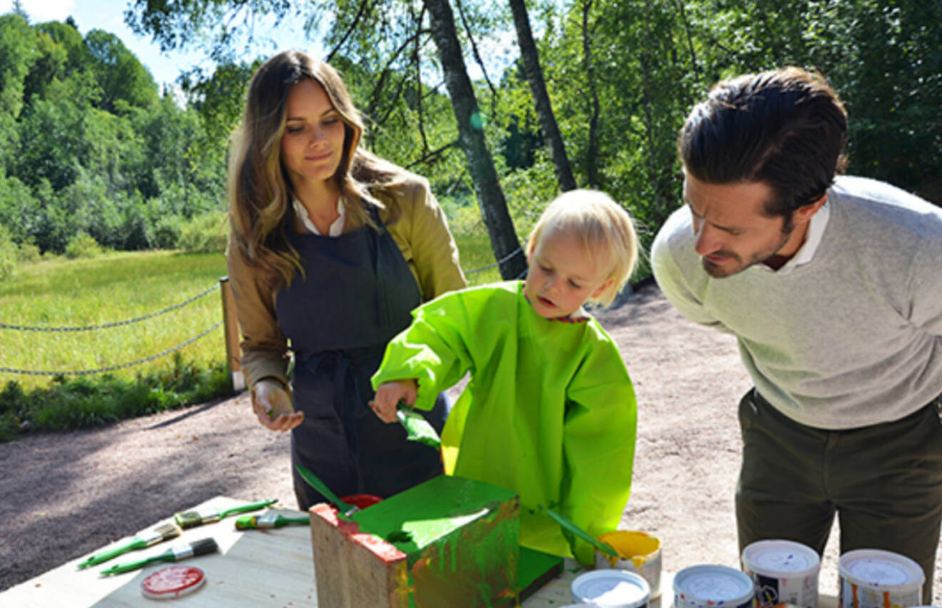 Prins Gabriel prins Carl Philip och prinsessan Sofia i Säterdalens naturreservat
