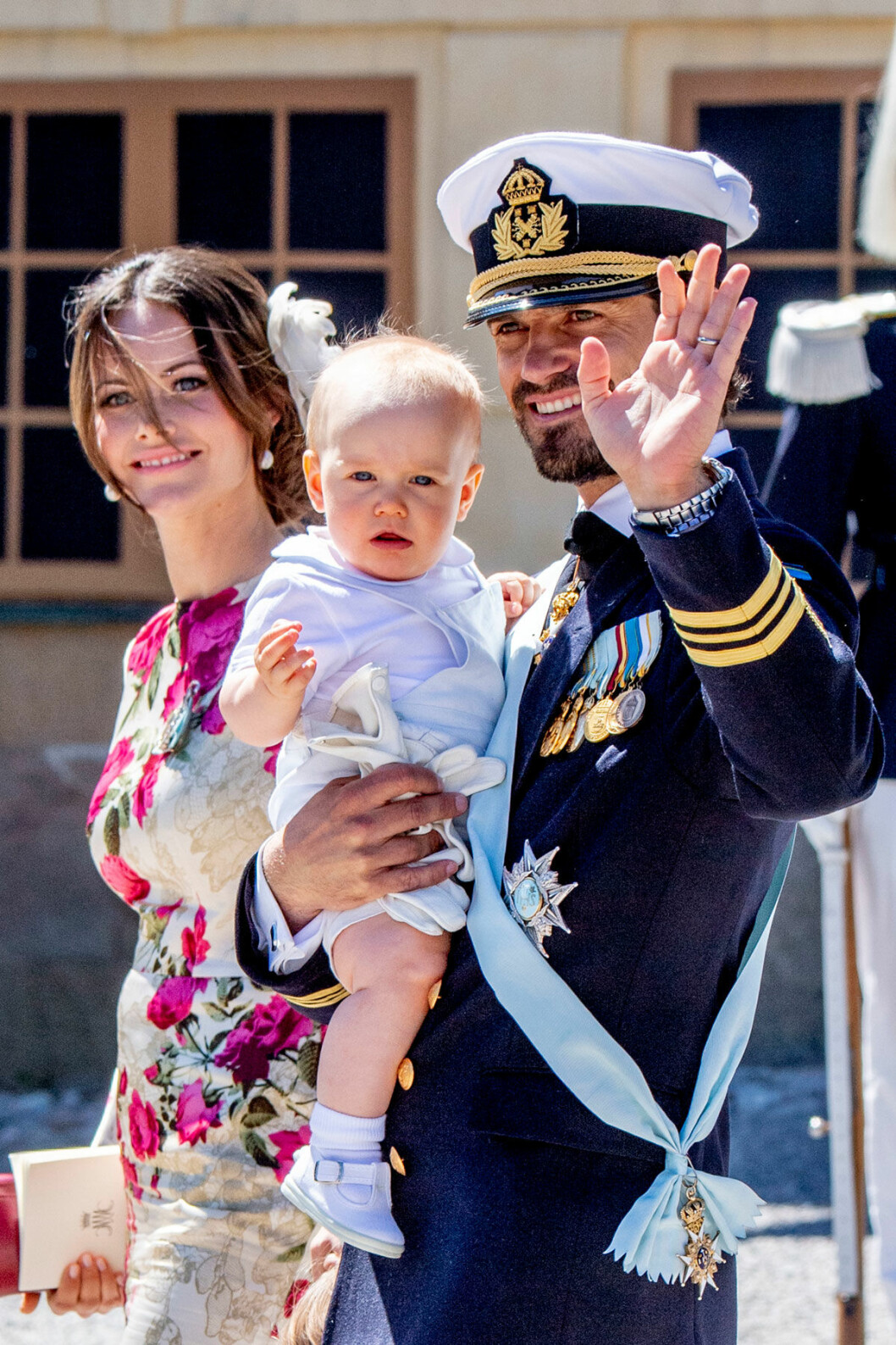 Prins Gabriel, prins Carl Philip och prinsessan Sofia. Prins Gabriel 1 år.