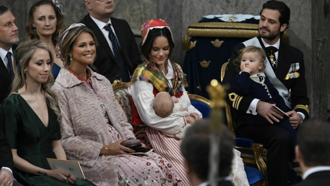Prinsessan Madeleine under kungafamiljens senaste dop, det som hölls för prins Gabriel. Prinsessan Madeleine under kungafamiljens senaste dop, det som hölls för prins Gabriel.