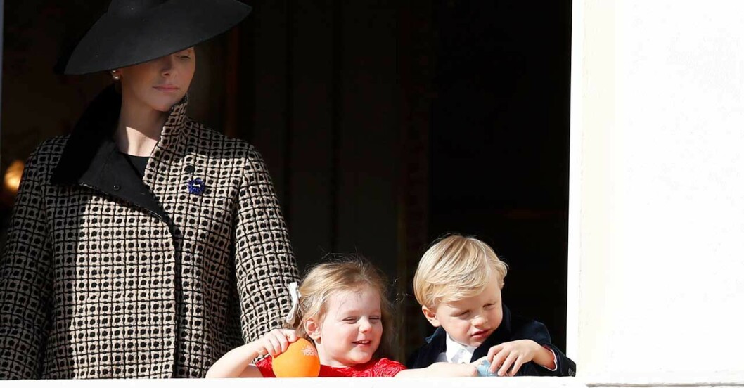 charlene med barnen Gabriella och Jacques