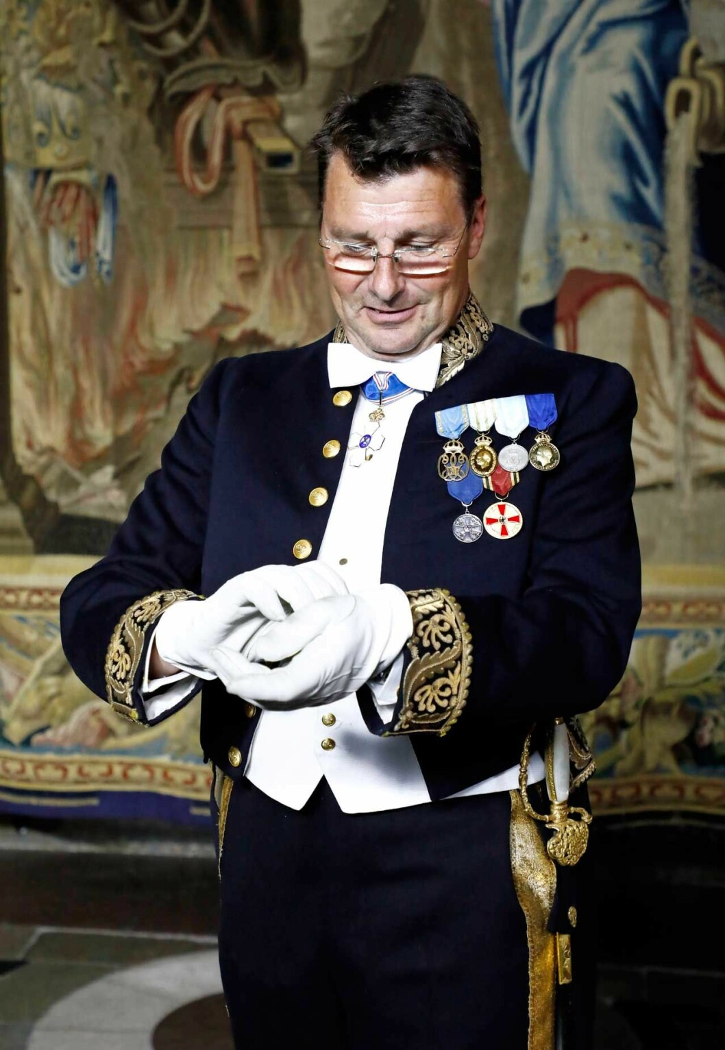 Varje detalj måste sitta när gästerna anländer. Varje detalj måste sitta när gästerna anländer.