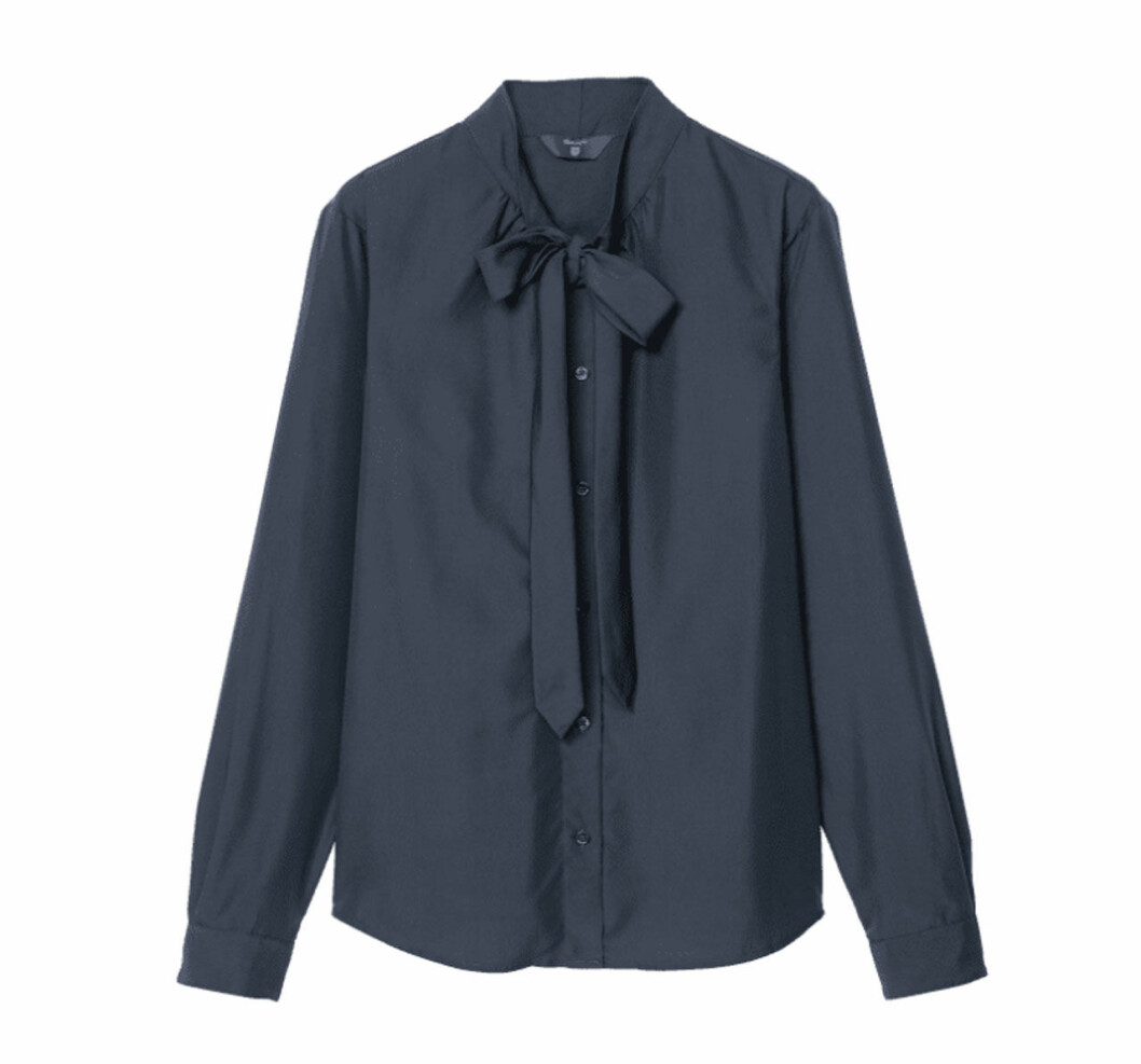 Blå blus från Gant.