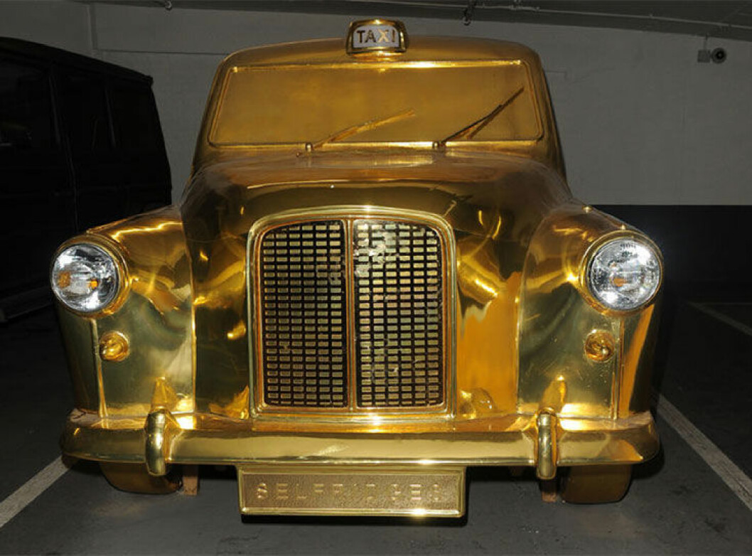 24 karat vilket kungligt guldregn! Svensk Dam