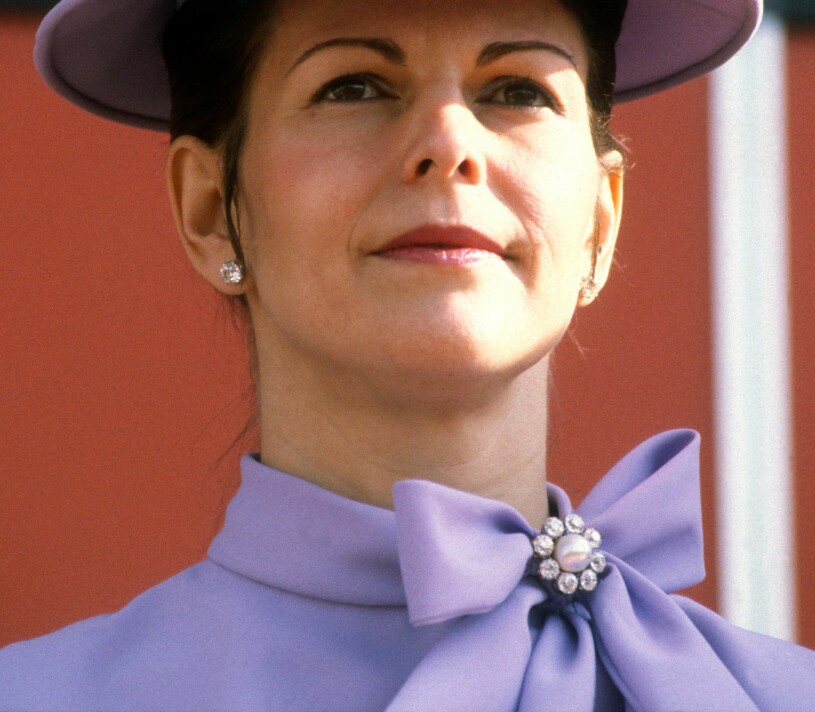 Grattis drottningen, den här rosetten går verkligen hem hos stilexperten Jenny.