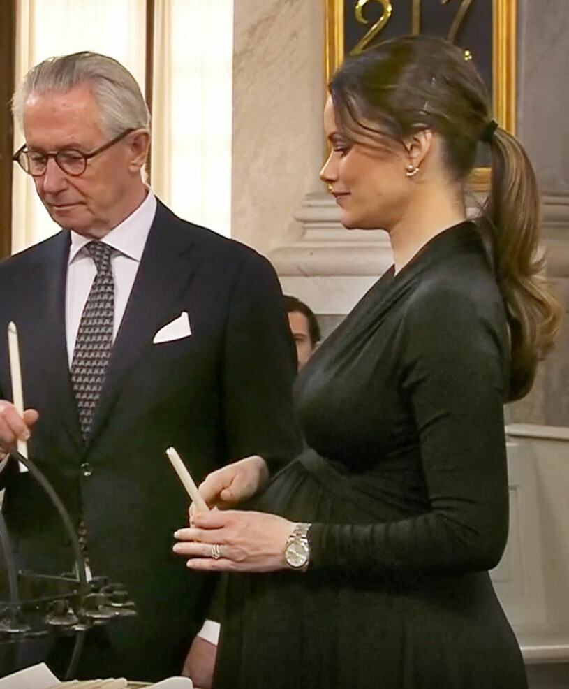 Prinsessan Sofia, snart trebarnsmamma. Här vid minnesceremonin i slottskyrkan. Prinsessan Sofia Gravid Tord Magnuson Minnesceremoni Drottningholm pandemins offer