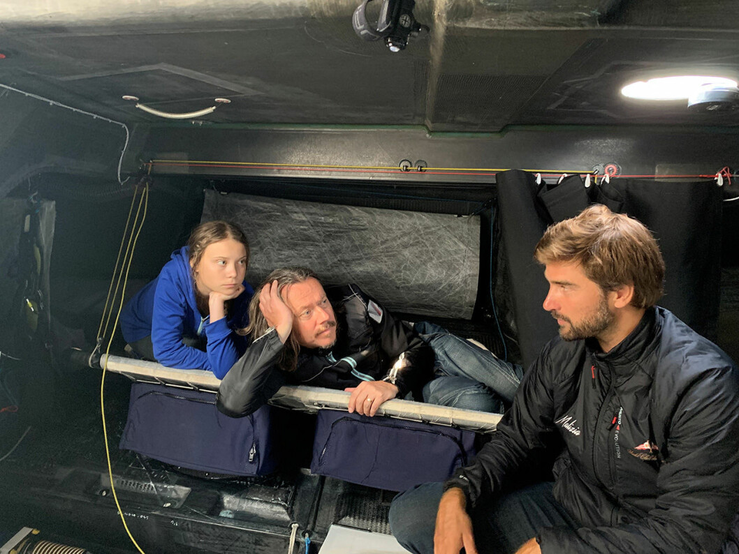 Greta, hennes pappa Svante och segelbåtens kapten. Greta Thunberg
