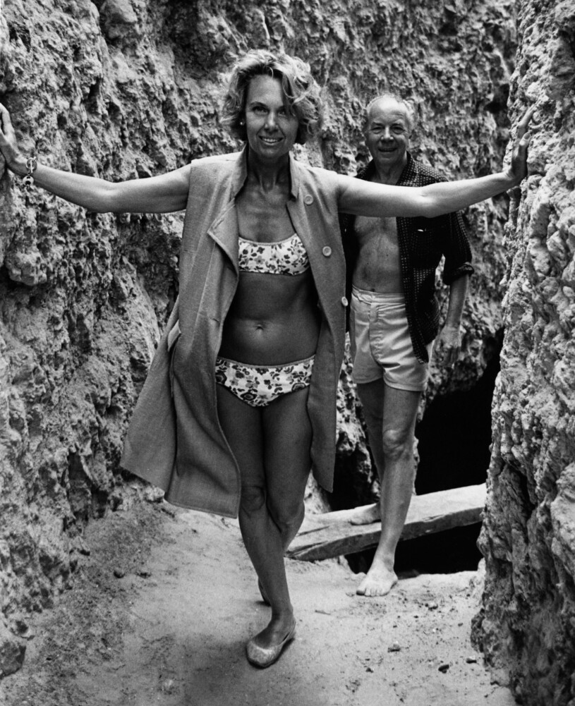 Grevinnan Marianne och greve Sigvard Bernadotte på semester i Portugal, 1968.